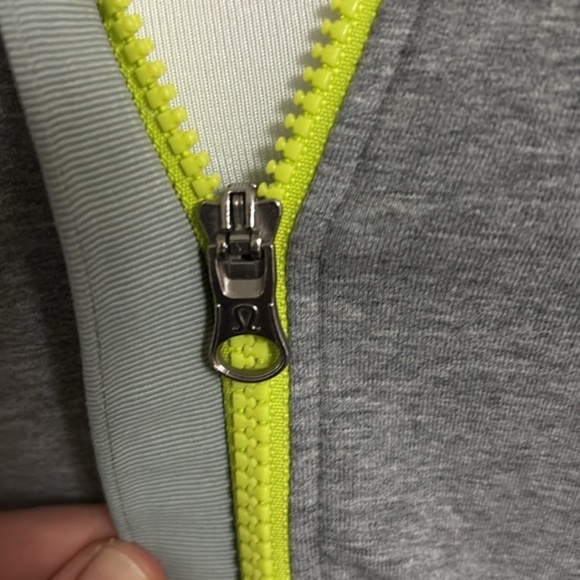 Lululemon After Asana Hoodie Front Zip Mesh Panel Grey/Neon Yellow Women’s US 8 - Picture 9 of 9